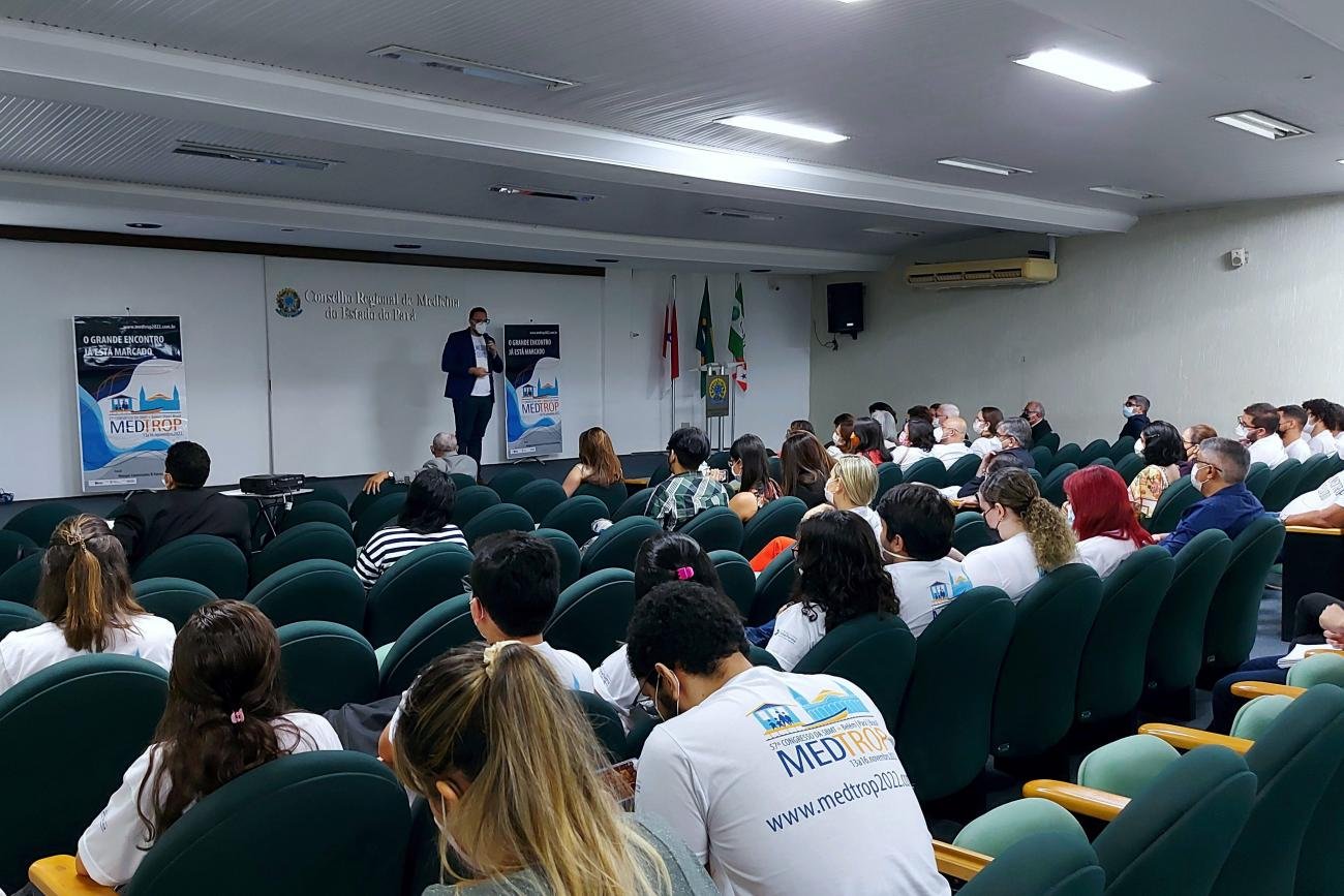 No momento você está vendo Governo apoia 57º Congresso da Sociedade Brasileira de Medicina Tropical realizado no Hangar